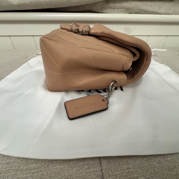 NWT Coach Tabby Shouder bag 26 with quilting Buff Nude Handbag Bag Purse - Picture 11 of 14